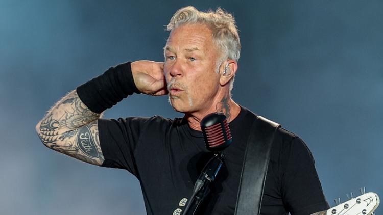60-летний лидер группы Metallica Джеймс Хэтфилд заразился коронавирусом